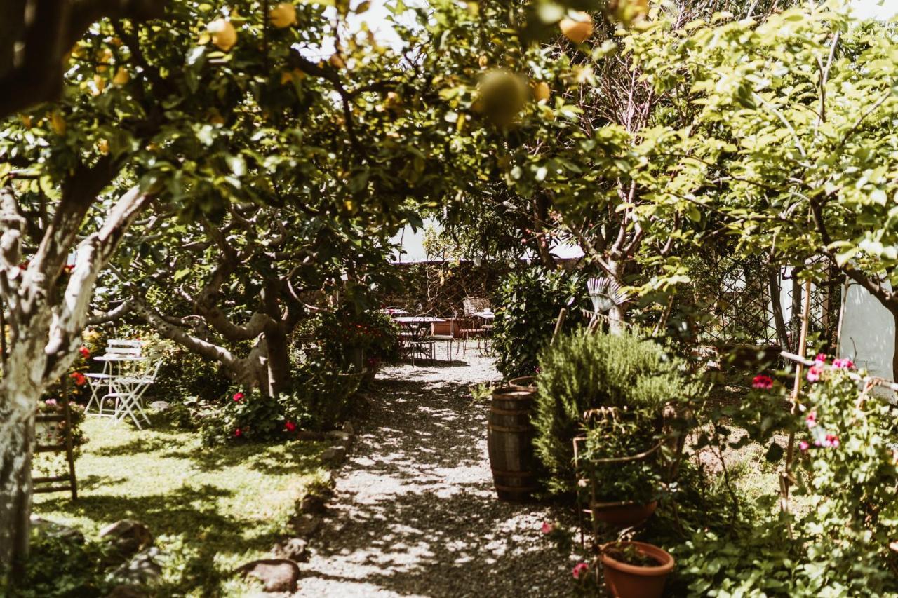 Boutique I Cinque Balconi Santa Marina Salina